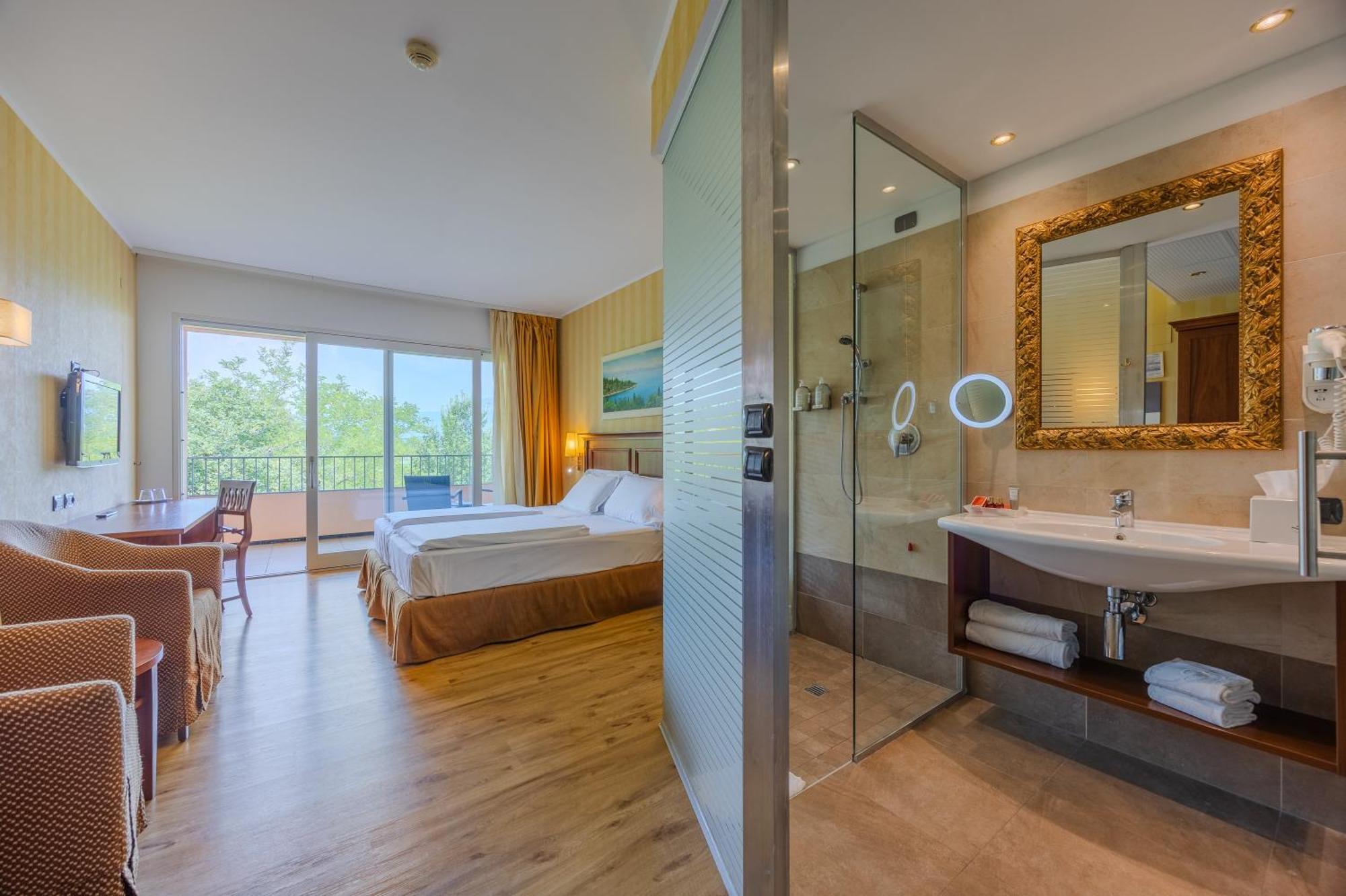 Hotel Boffenigo - The Golden Hour Costermano Ngoại thất bức ảnh