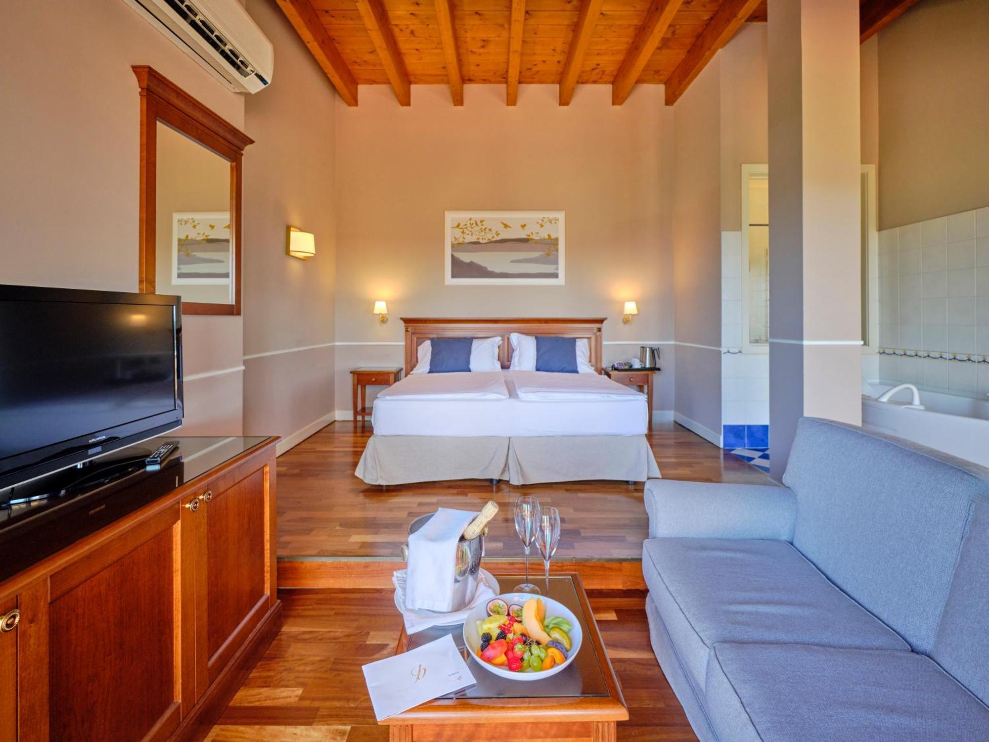 Hotel Boffenigo - The Golden Hour Costermano Ngoại thất bức ảnh