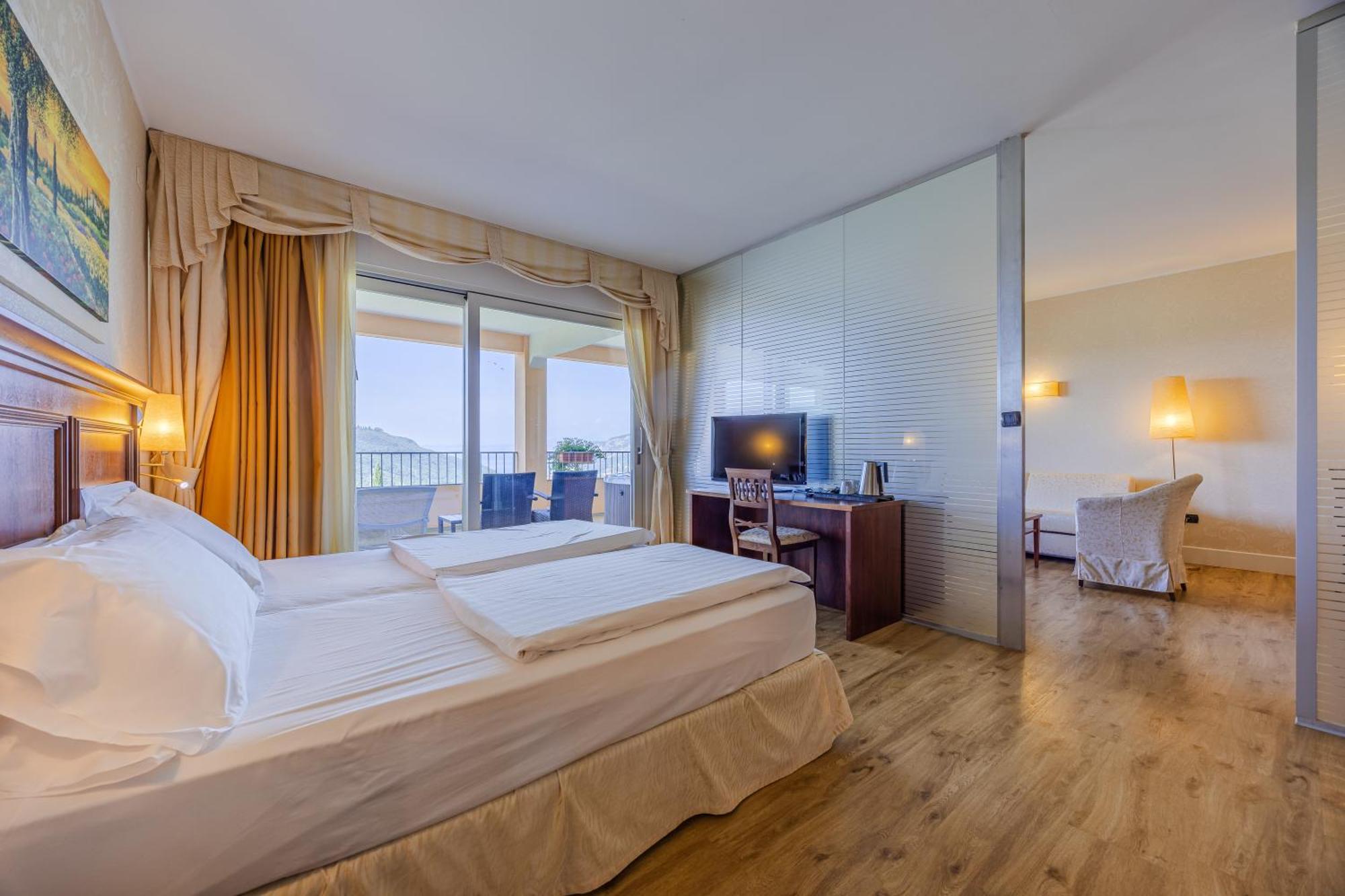 Hotel Boffenigo - The Golden Hour Costermano Ngoại thất bức ảnh